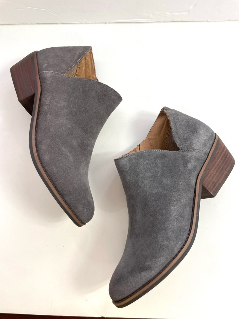 Lucky‎ Brand Frankela Grey Suede 9.5